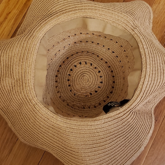 Floppy Large Brim Sun Hat - Picture 2 of 4